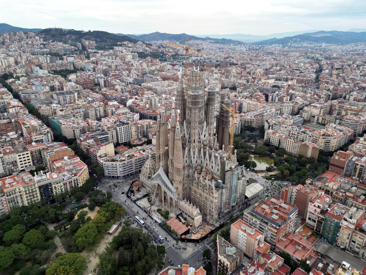 Sagrada Familia Barcelona basilica Antoni Gaudí