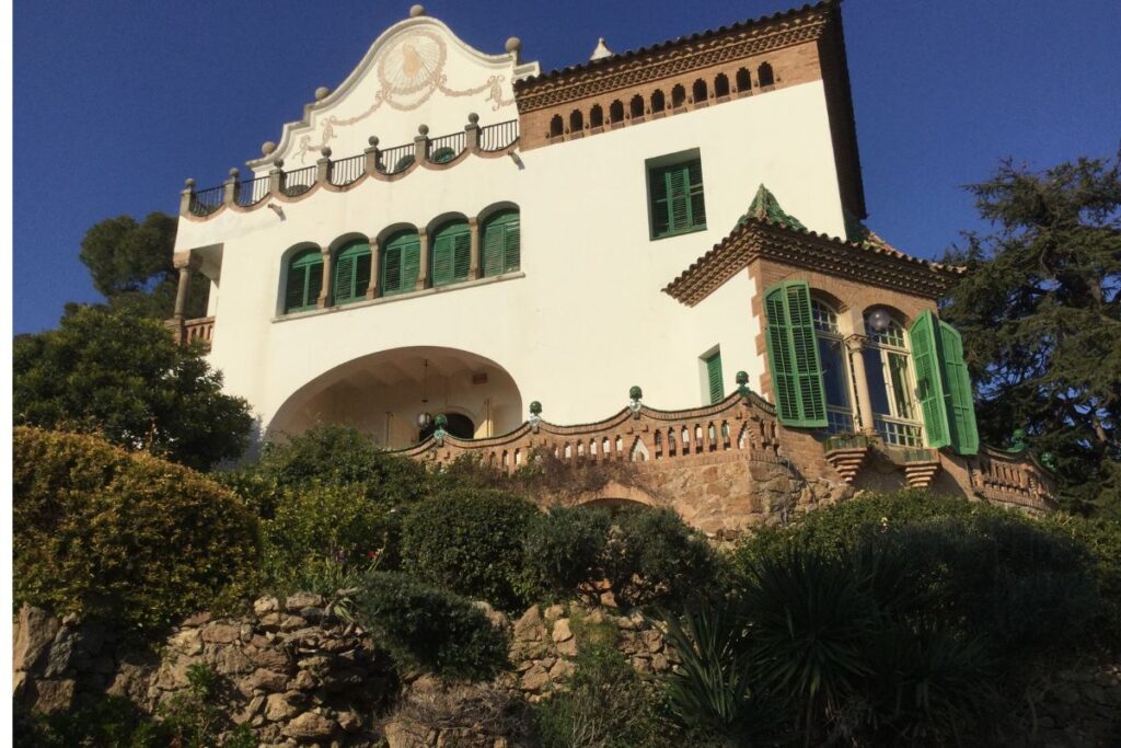 Casa del Guarda Park Guell Barcelona entrance building by Gaudi